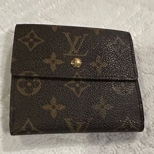 Louis Vuitton Monogram wallet